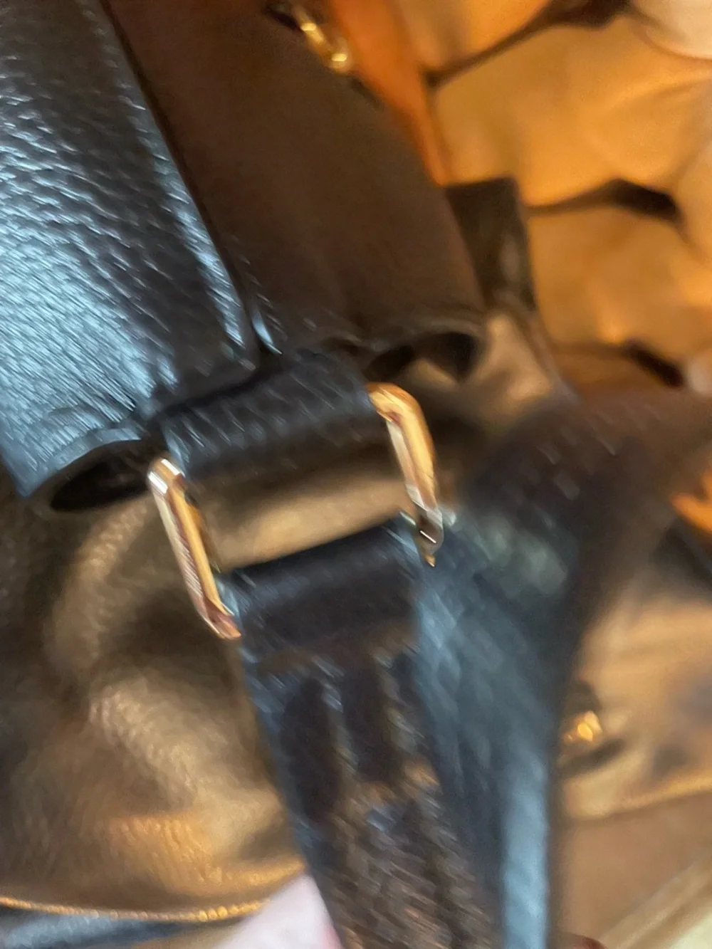 Classic Black Pebbled Leather Hobo Shoulder Bag Tote Le Monde